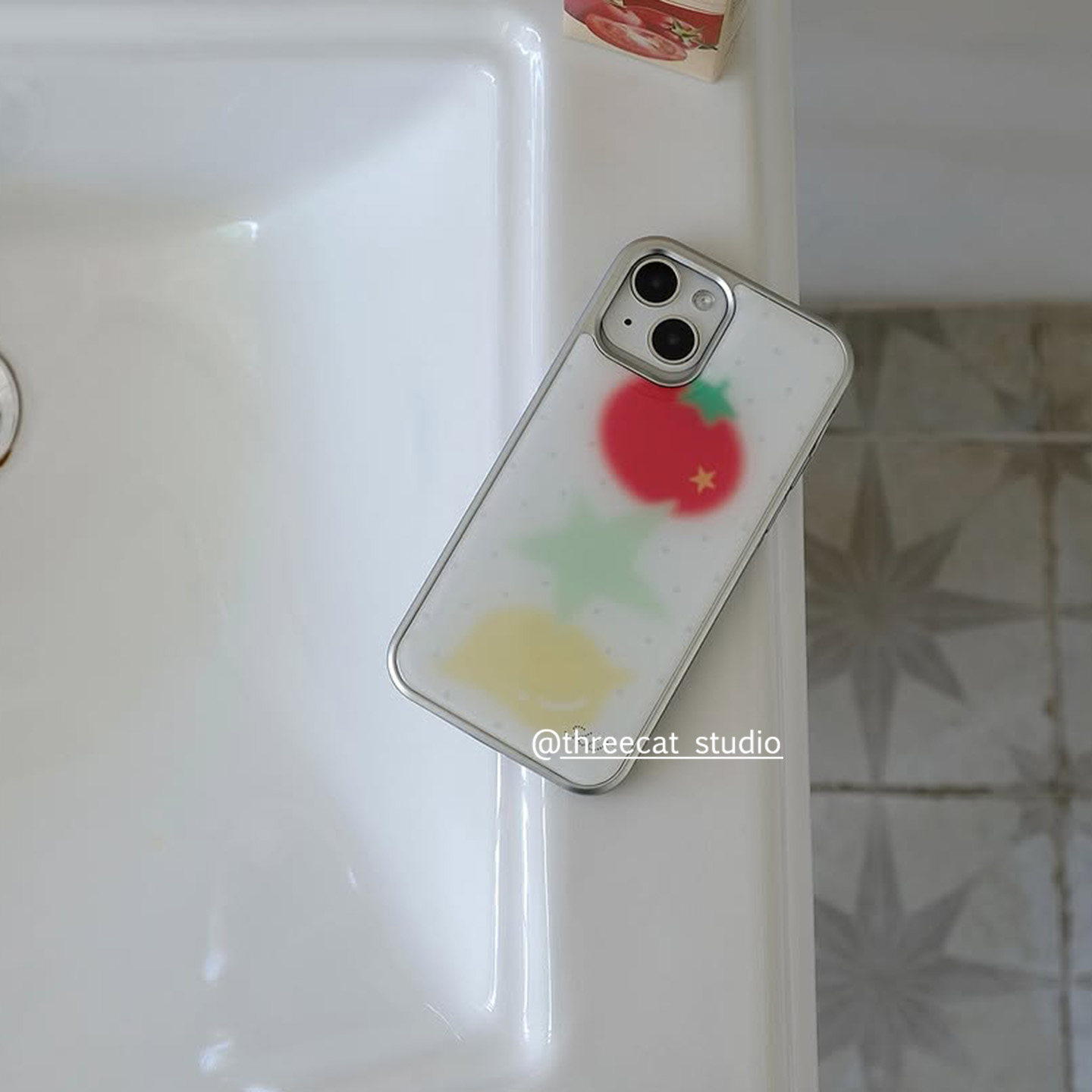 Korean Halation Tomato Lemon S - Phone Cases Brown 评论和价格