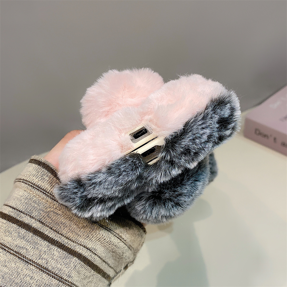 Cute Rabbit Ears Fluffy Stand  - Phone Cases Holder 评论和价格
